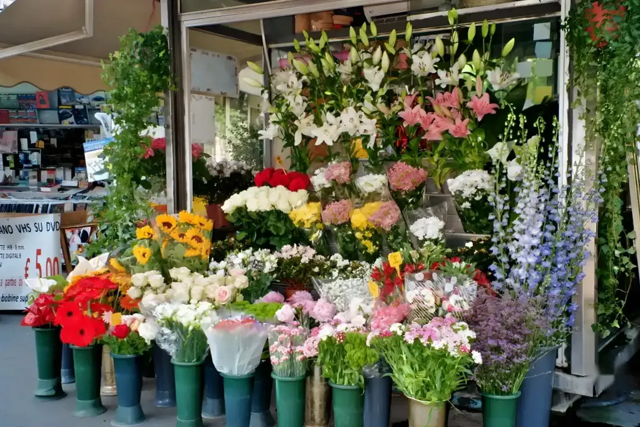 Flower box w kolorze pudrowego różu